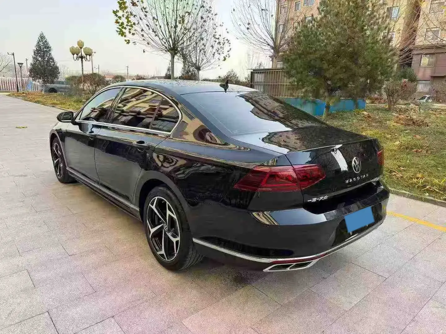 2023 VOLKSWAGEN MAGOTAN thumbnail 4