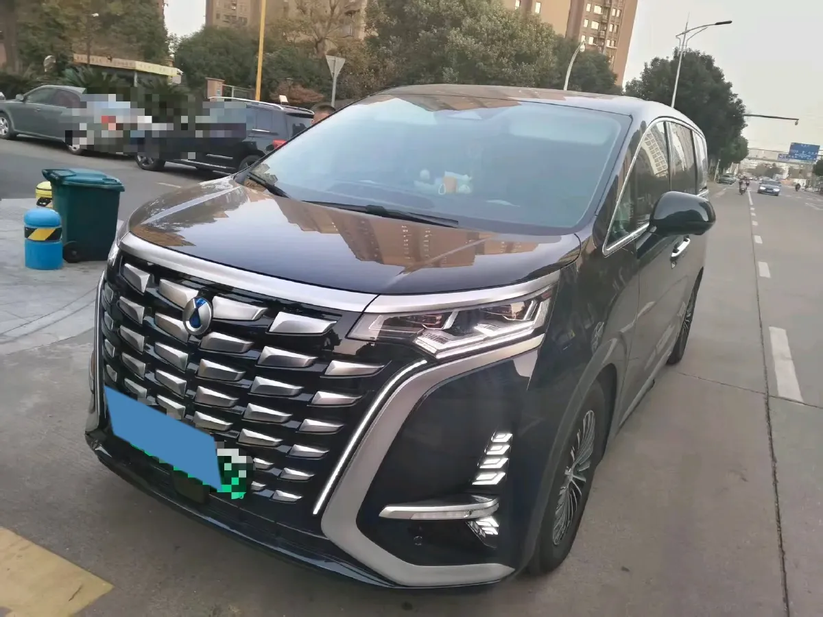 2024 Denza D9 1.5T 139HP L4 E-CVT PHEV 40KWH,autocango,china used car exporter,china ev exporter,chinese used car exporter,chinese used ev exporter