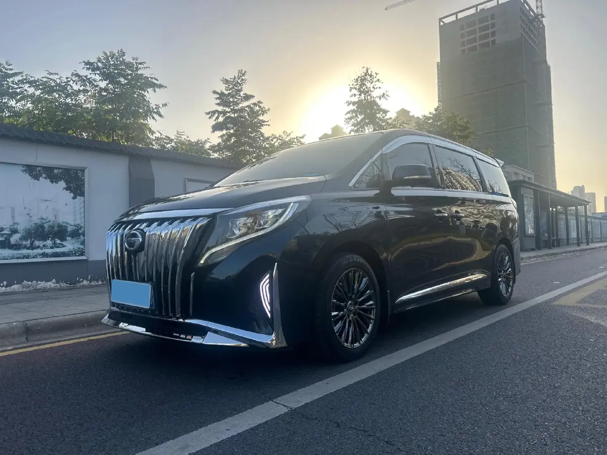 2023 GAC Trumpchi M8 2.0T 252HP L4 8AT