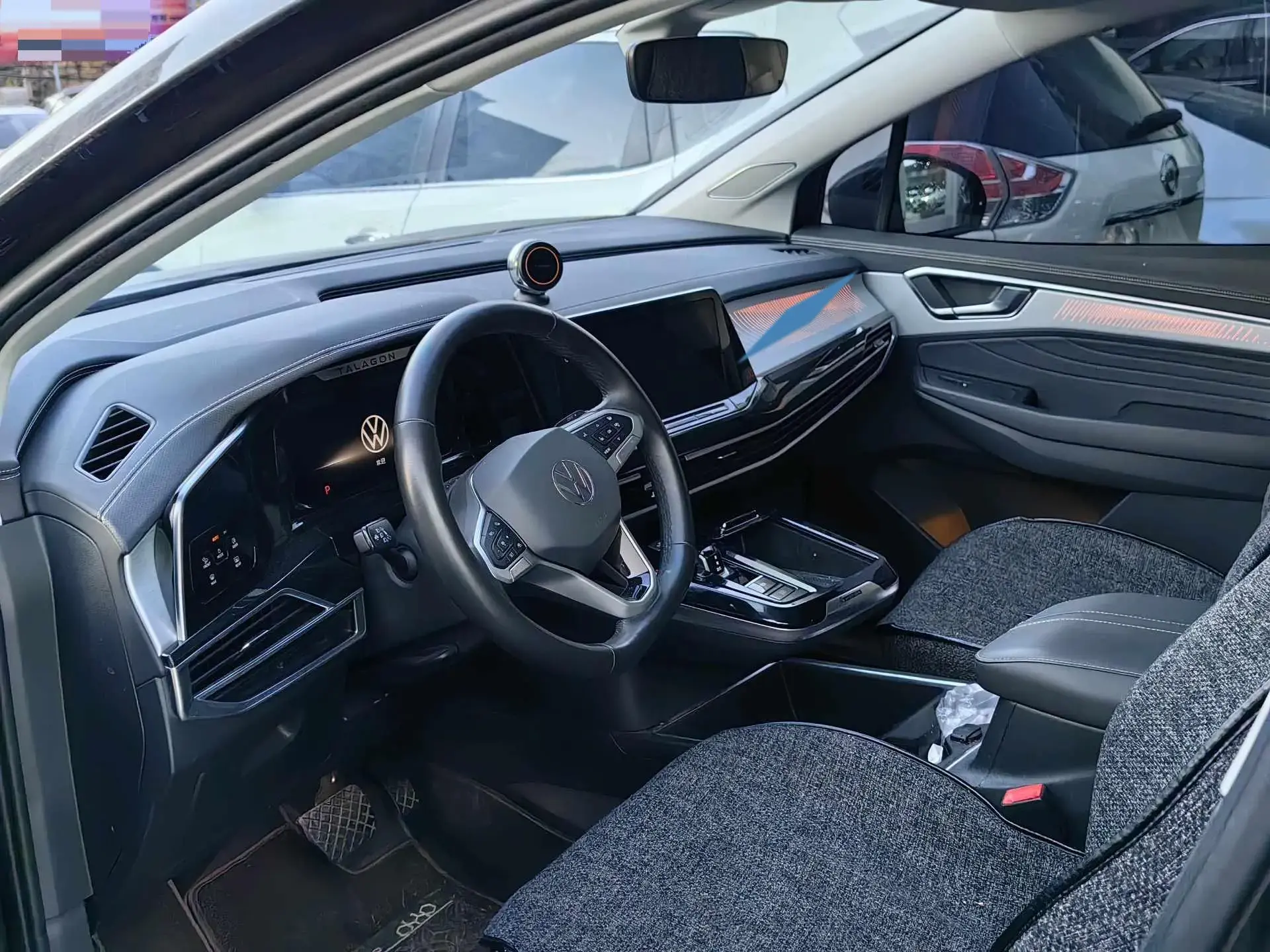 2022 VOLKSWAGEN TALAGON thumbnail 3