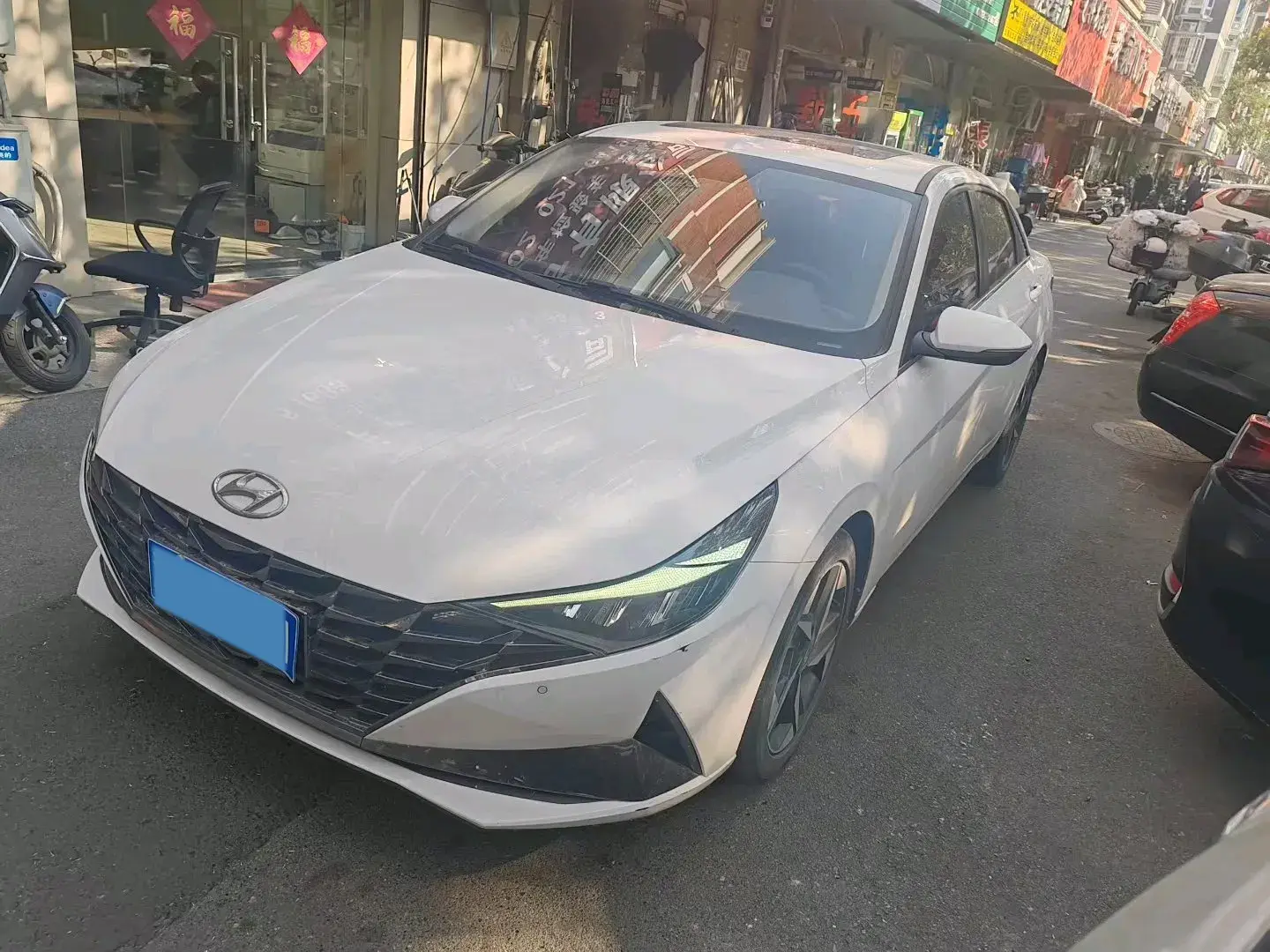 2021 HYUNDAI ELANTRA view 1