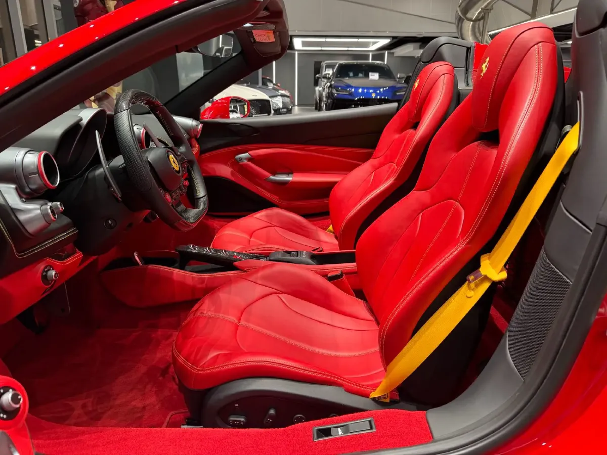 2020 Ferrari F8 3.9T 720HP V8 7DCT,autocango,china used car exporter,china ev exporter,chinese used car exporter,chinese used ev exporter