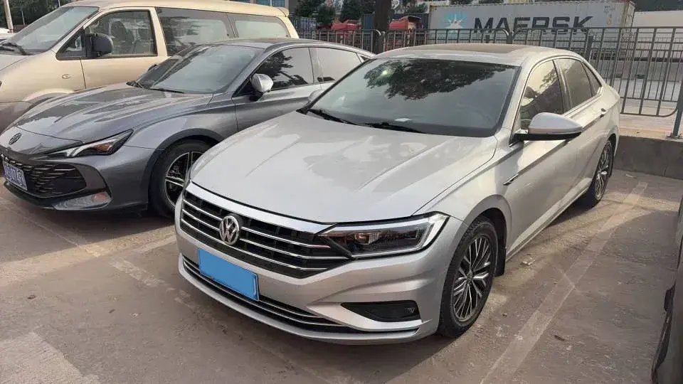 2019 Volkswagen Sagitar 1.4T 150HP L4 7DCT