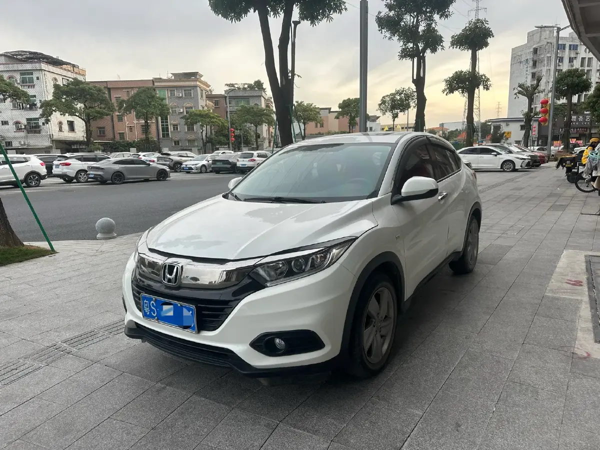 2020 Honda Vezel 1.5L 131HP L4 CVT