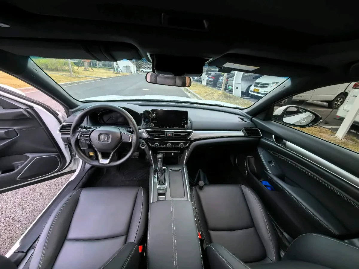 2022 Honda Inspire 1.5T 194HP L4 CVT,autocango,china used car exporter,china ev exporter,chinese used car exporter,chinese used ev exporter