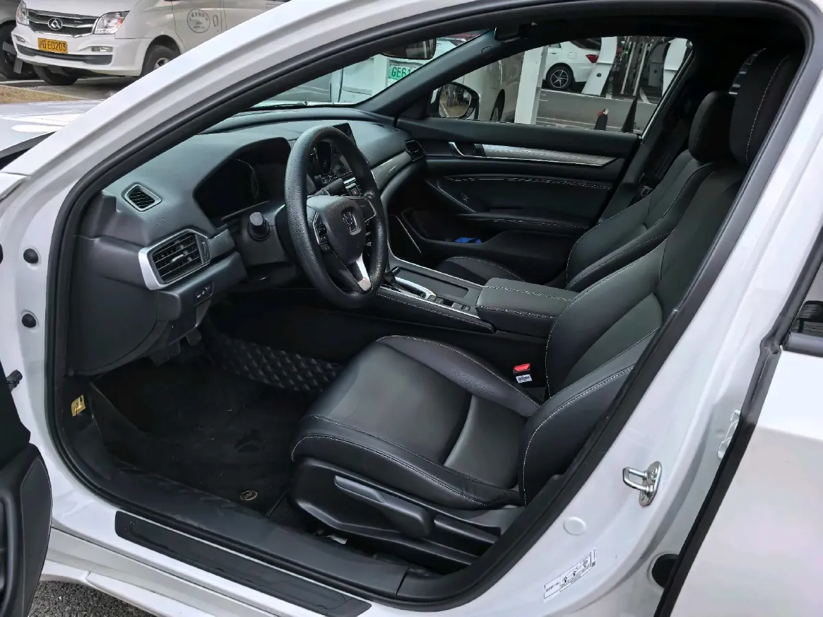 2022 Honda Inspire 1.5T 194HP L4 CVT,autocango,china used car exporter,china ev exporter,chinese used car exporter,chinese used ev exporter