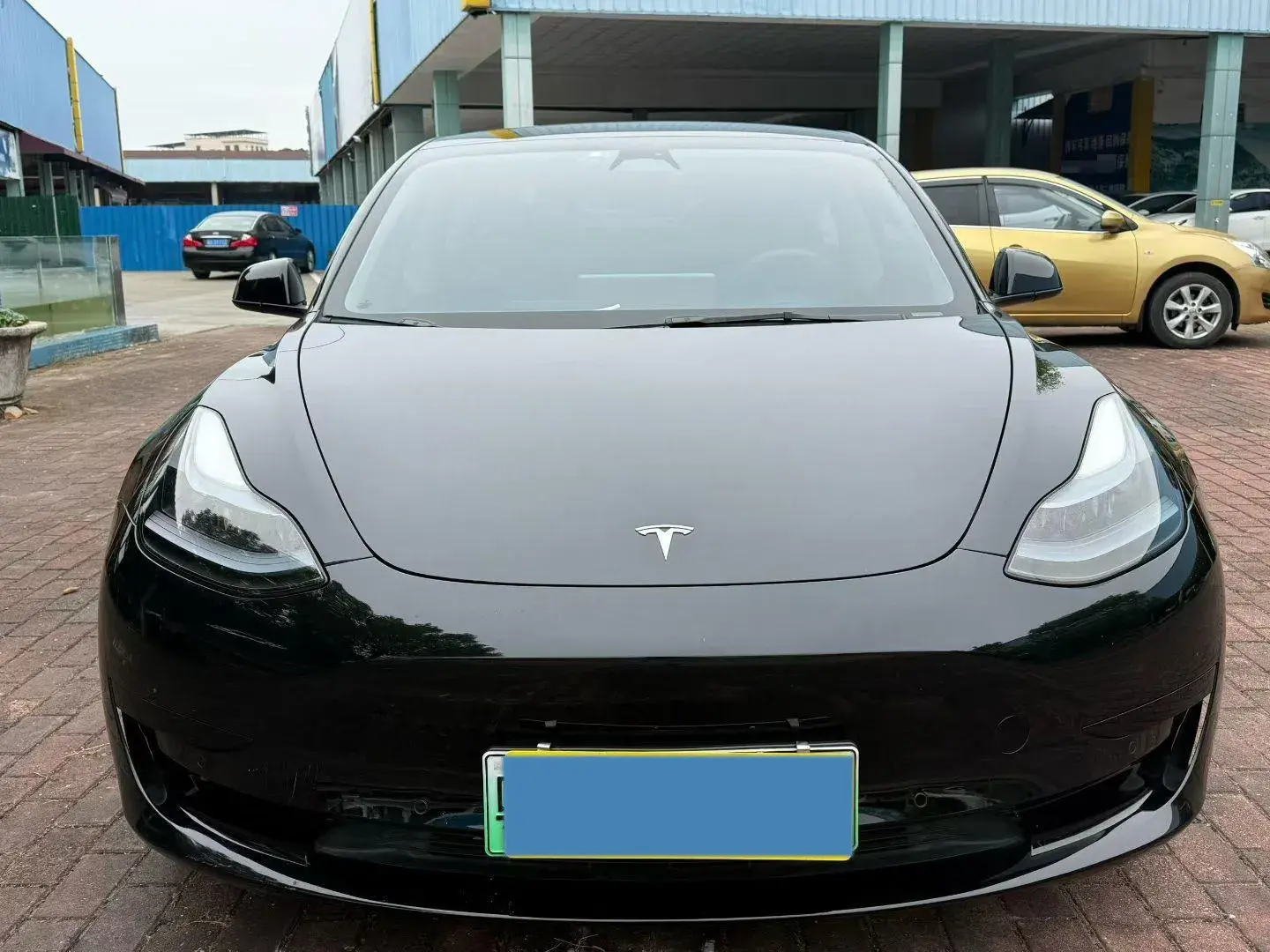 2022 TESLA MODEL thumbnail 2