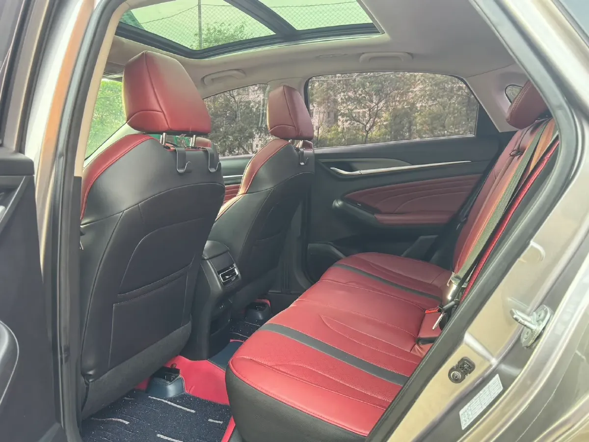 2022 ChangAn Eado 1.4T 160HP L4 7DCT,autocango,china used car exporter,china ev exporter,chinese used car exporter,chinese used ev exporter