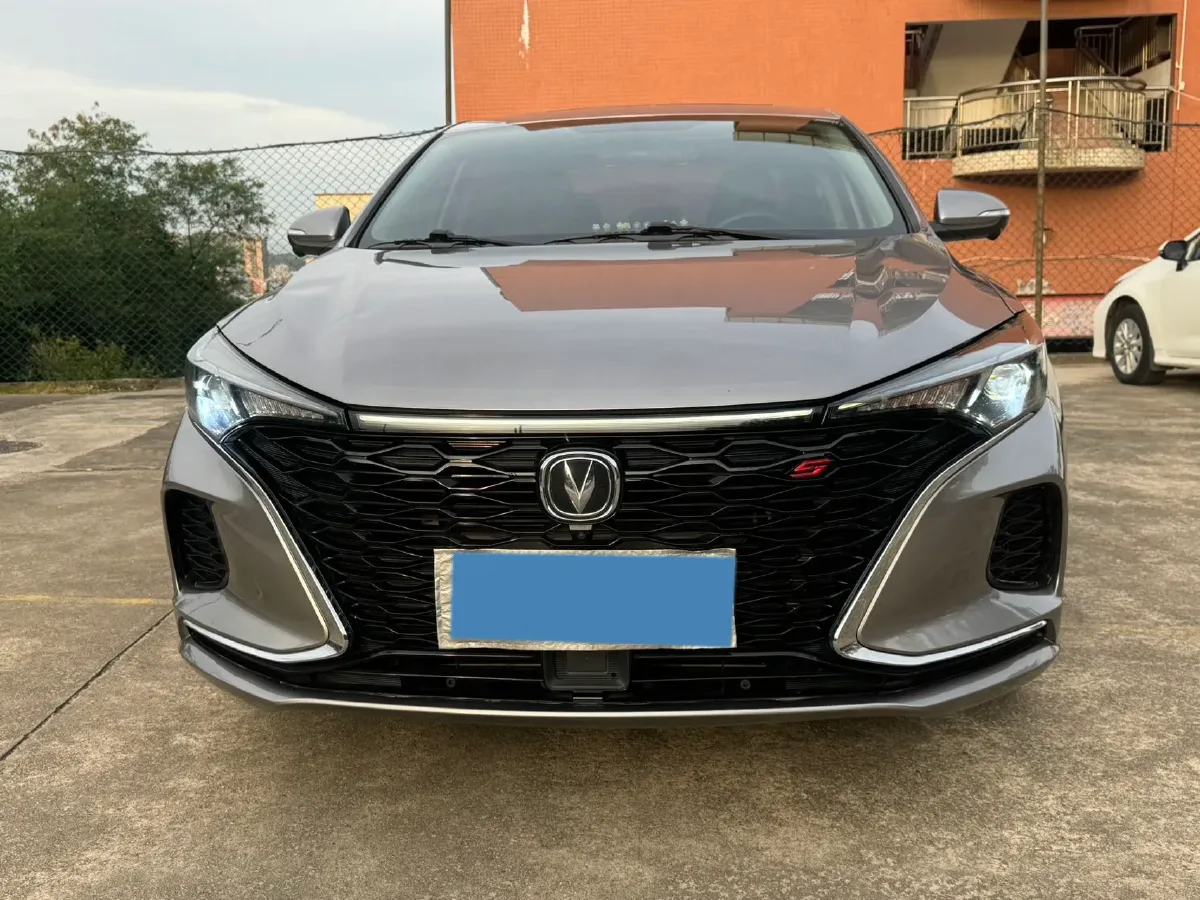 2022 ChangAn Eado 1.4T 160HP L4 7DCT,autocango,china used car exporter,china ev exporter,chinese used car exporter,chinese used ev exporter