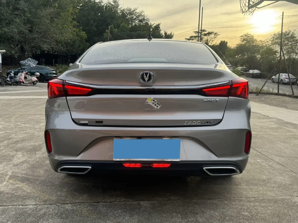 2022 ChangAn Eado 1.4T 160HP L4 7DCT,autocango,china used car exporter,china ev exporter,chinese used car exporter,chinese used ev exporter