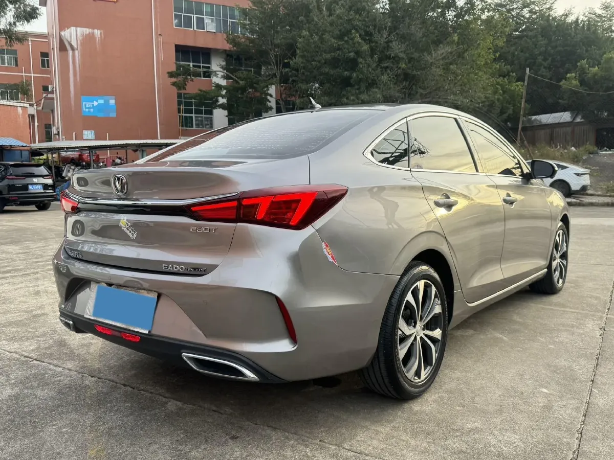 2022 ChangAn Eado 1.4T 160HP L4 7DCT,autocango,china used car exporter,china ev exporter,chinese used car exporter,chinese used ev exporter