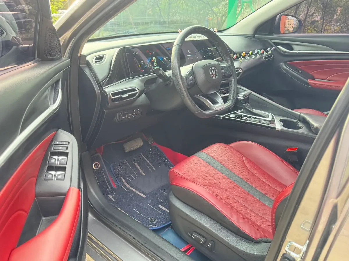 2022 ChangAn Eado 1.4T 160HP L4 7DCT,autocango,china used car exporter,china ev exporter,chinese used car exporter,chinese used ev exporter