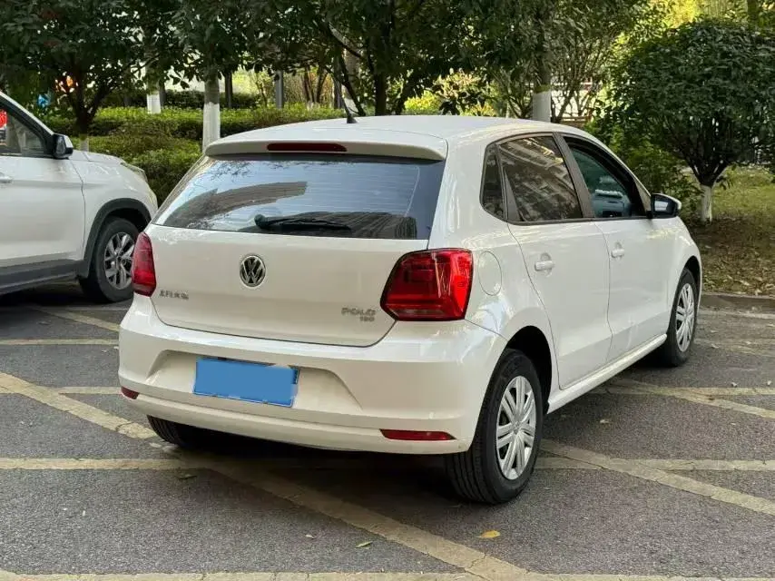 2018 VOLKSWAGEN POLO thumbnail 4