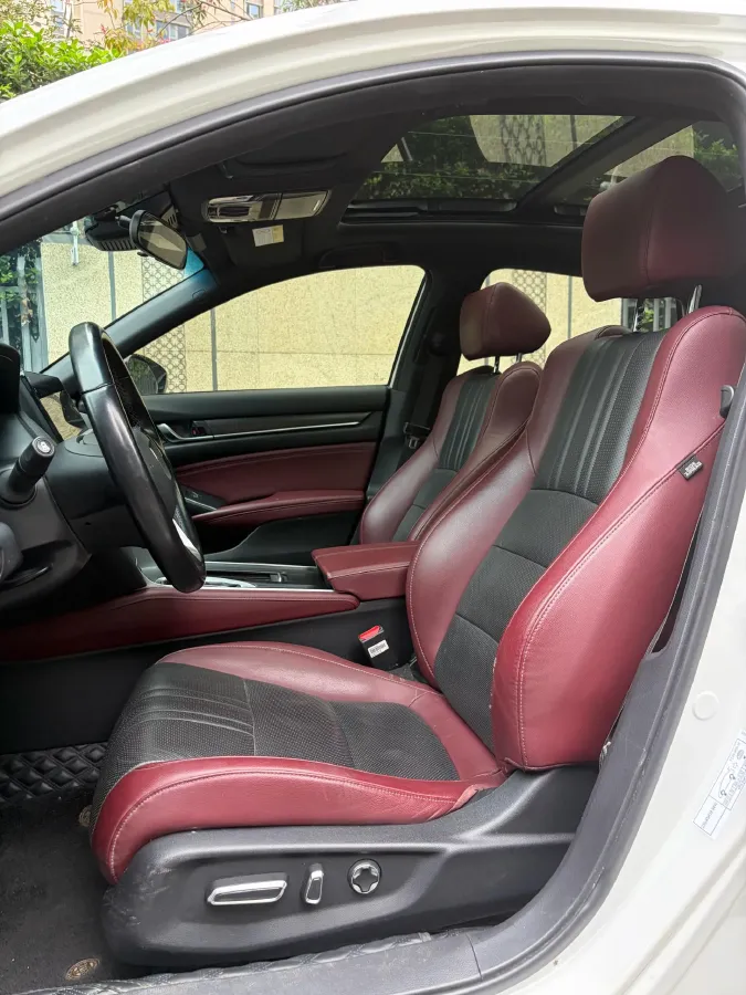 2022 Honda Inspire 1.5T 194HP L4 CVT,autocango,china used car exporter,china ev exporter,chinese used car exporter,chinese used ev exporter