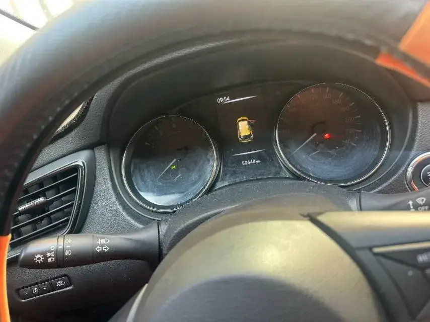 2020 NISSAN X-TRAIL thumbnail 4