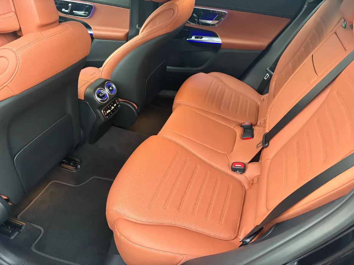 2025 Mercedes-Benz GLC Class 2.0T 258HP L4 9AT,autocango,china used car exporter,china ev exporter,chinese used car exporter,chinese used ev exporter