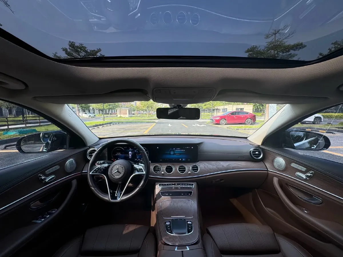 2022 Mercedes-Benz E Class 2.0T 258HP L4 9AT,autocango,china used car exporter,china ev exporter,chinese used car exporter,chinese used ev exporter