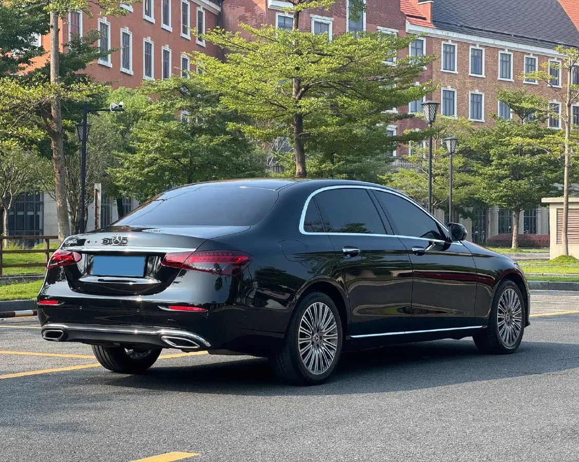 2022 Mercedes-Benz E Class 2.0T 258HP L4 9AT,autocango,china used car exporter,china ev exporter,chinese used car exporter,chinese used ev exporter