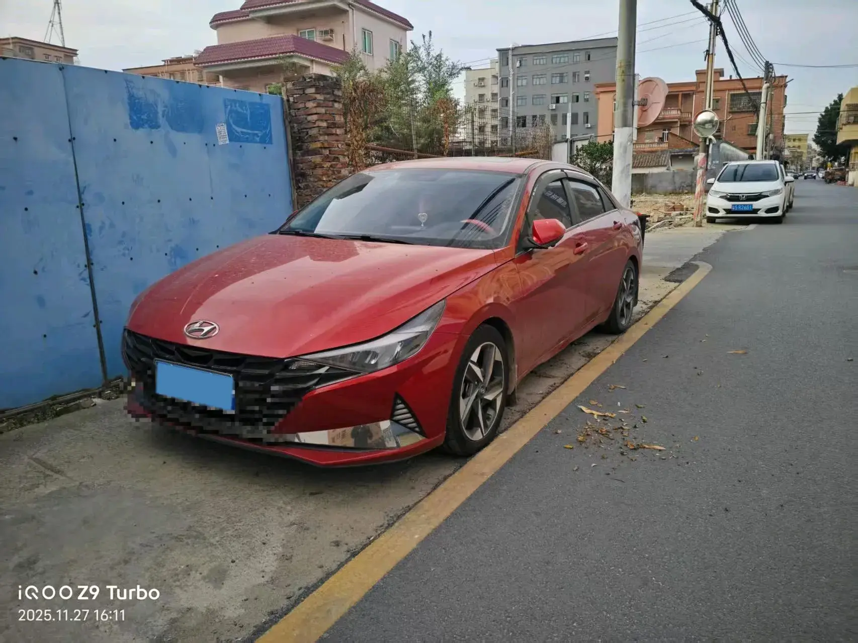 2021 HYUNDAI ELANTRA view 1