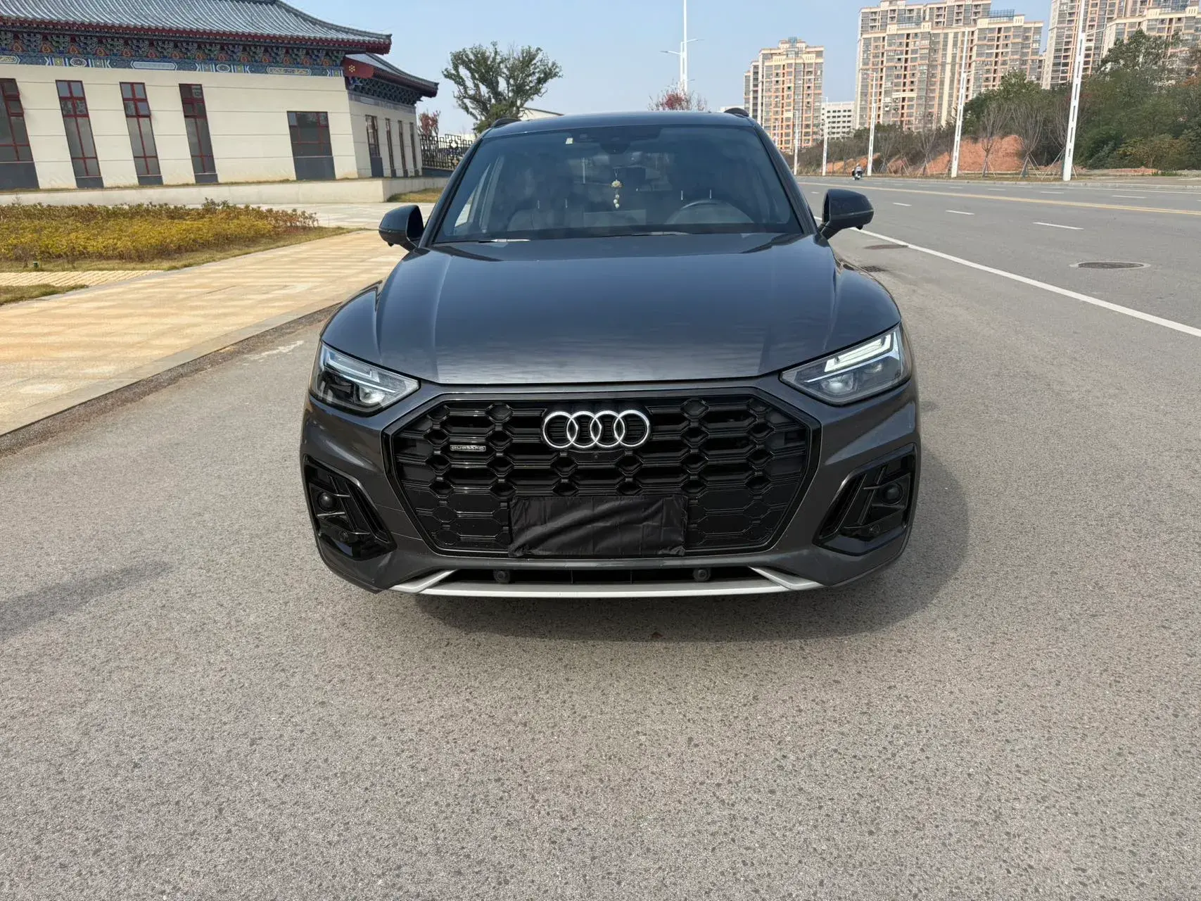 2023 AUDI Q5L thumbnail 2