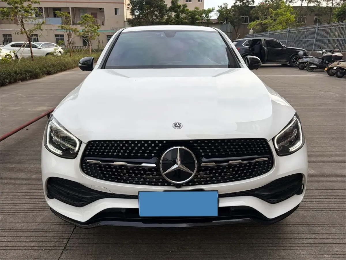 2022 Mercedes-Benz GLC Class 2.0T 197HP L4 9AT,autocango,china used car exporter,china ev exporter,chinese used car exporter,chinese used ev exporter