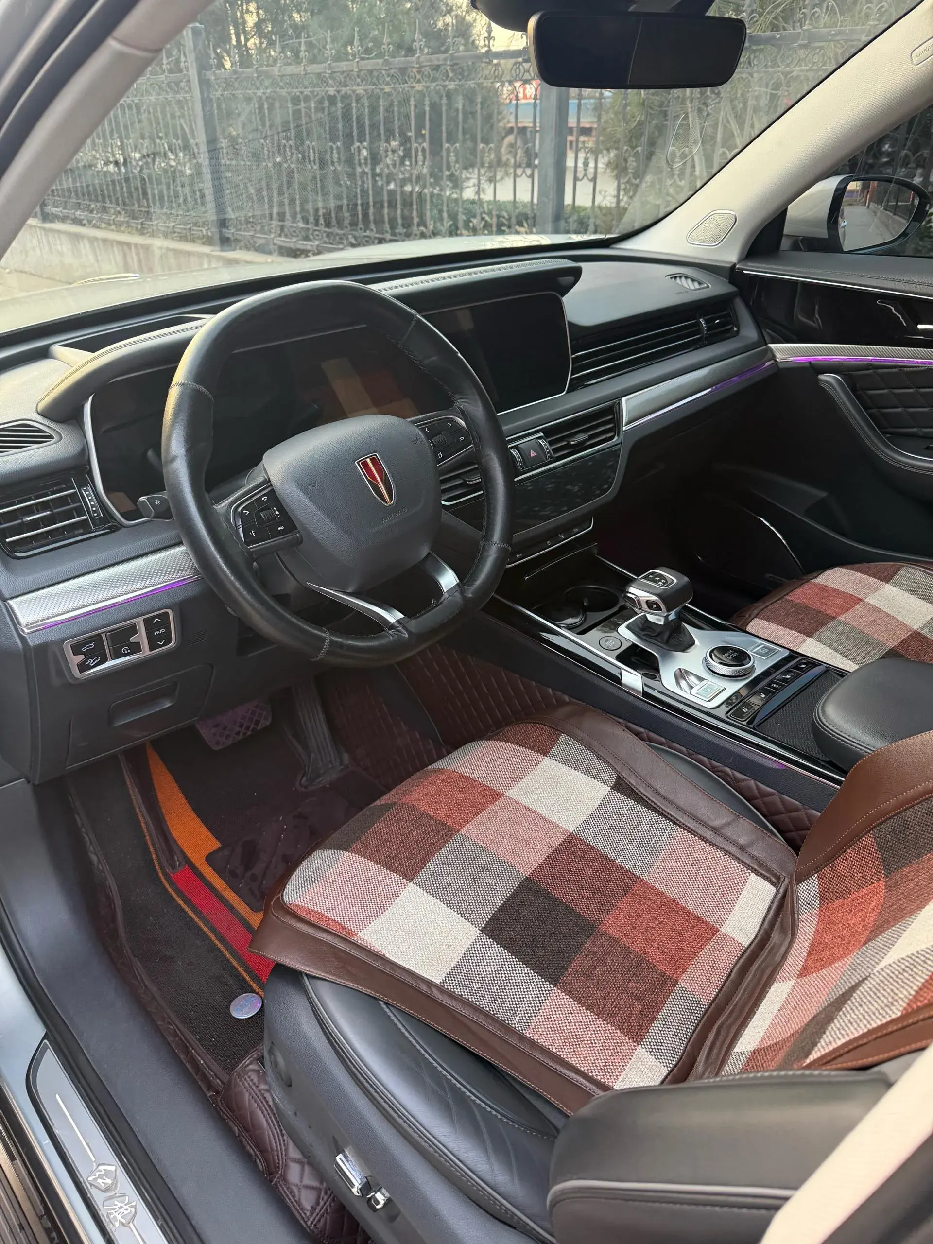 2019 HONGQI HS5 thumbnail 4