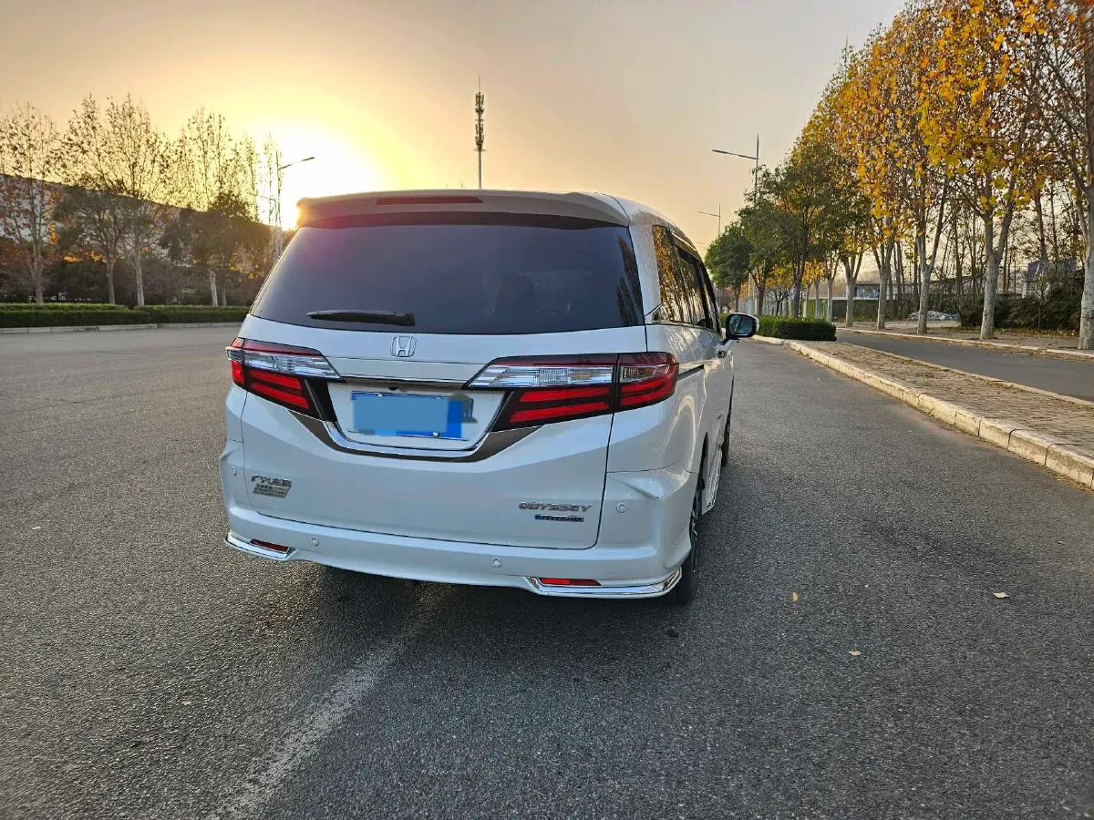 2021 Honda Odyssey 2.0L 146HP L4 E-CVT Hybrid,autocango,china used car exporter,china ev exporter,chinese used car exporter,chinese used ev exporter