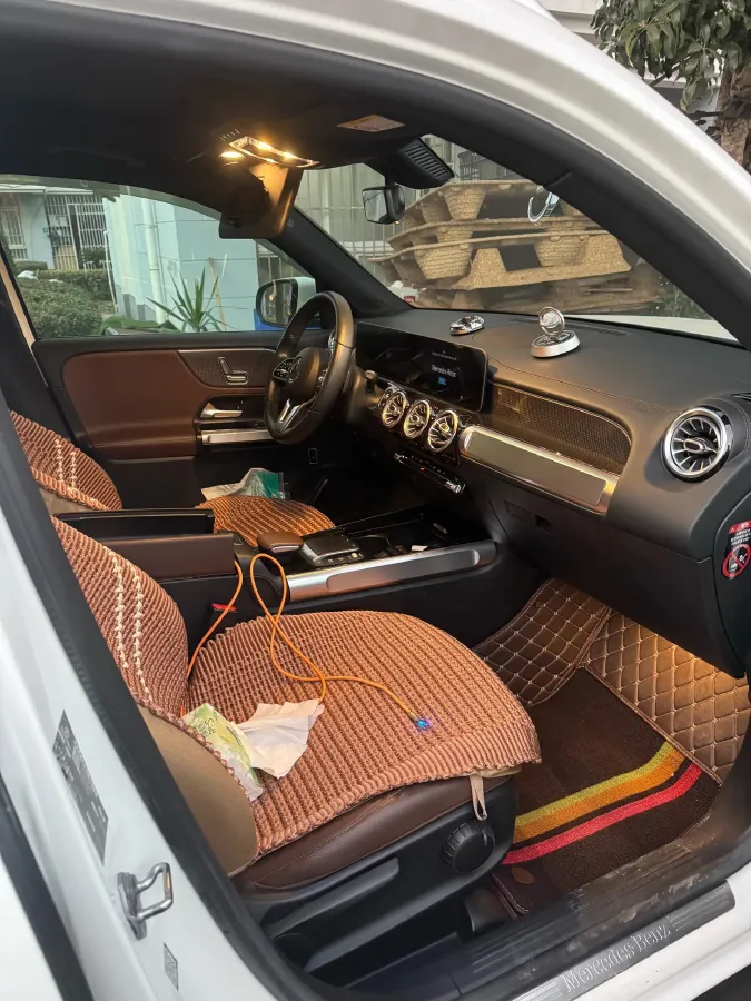 2020 Mercedes-Benz GLB Class 1.3T 136HP L4 7DCT,autocango,china used car exporter,china ev exporter,chinese used car exporter,chinese used ev exporter
