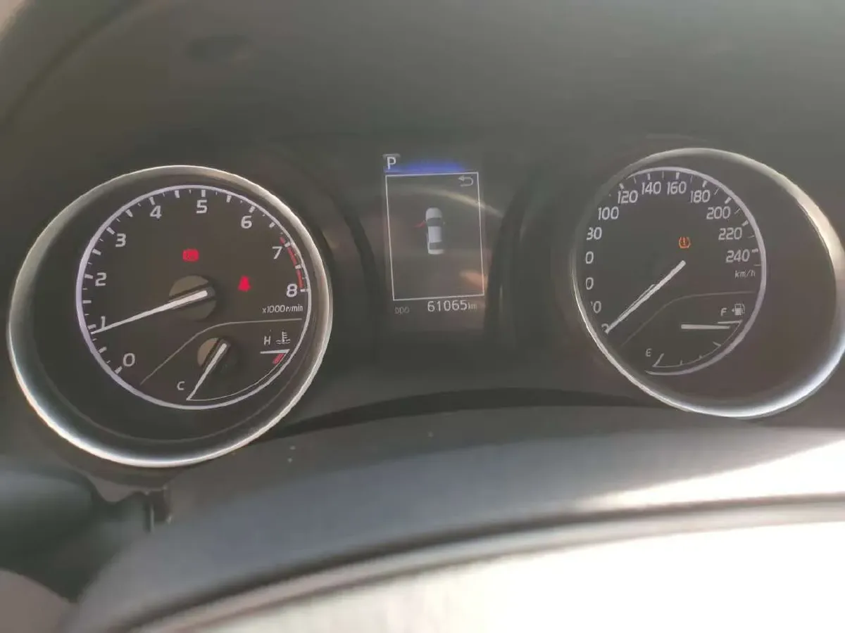 2023 Toyota Camry 2.0L 177HP L4 CVT,autocango,china used car exporter,china ev exporter,chinese used car exporter,chinese used ev exporter