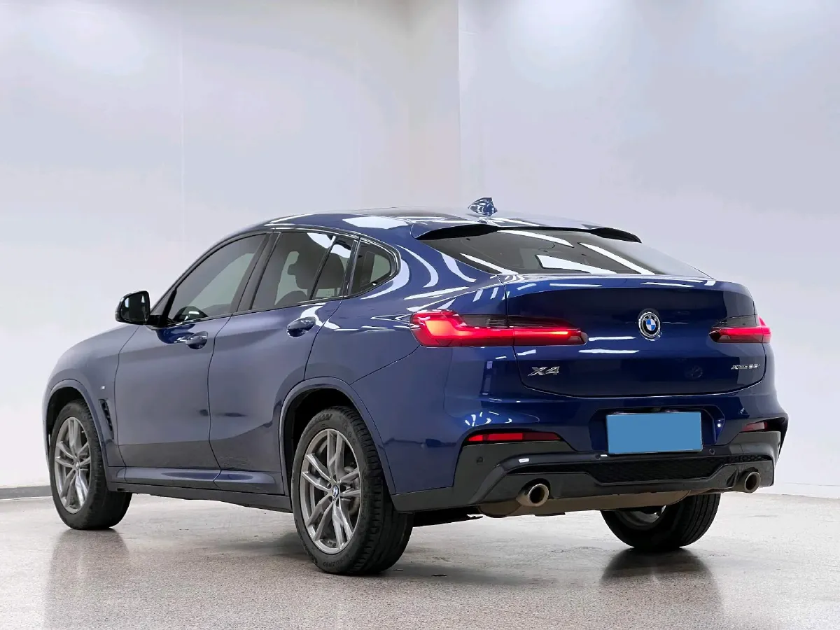2021 BMW X4 2.0T 184HP L4 8AT,autocango,china used car exporter,china ev exporter,chinese used car exporter,chinese used ev exporter
