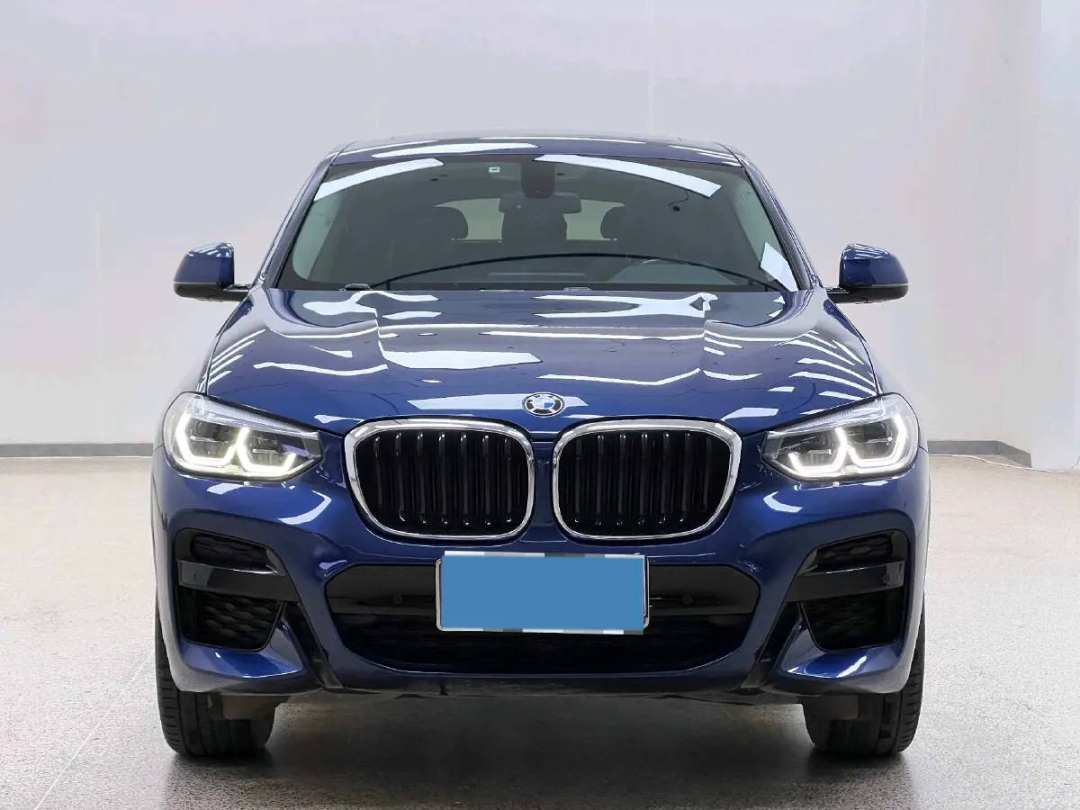 2021 BMW X4 2.0T 184HP L4 8AT,autocango,china used car exporter,china ev exporter,chinese used car exporter,chinese used ev exporter