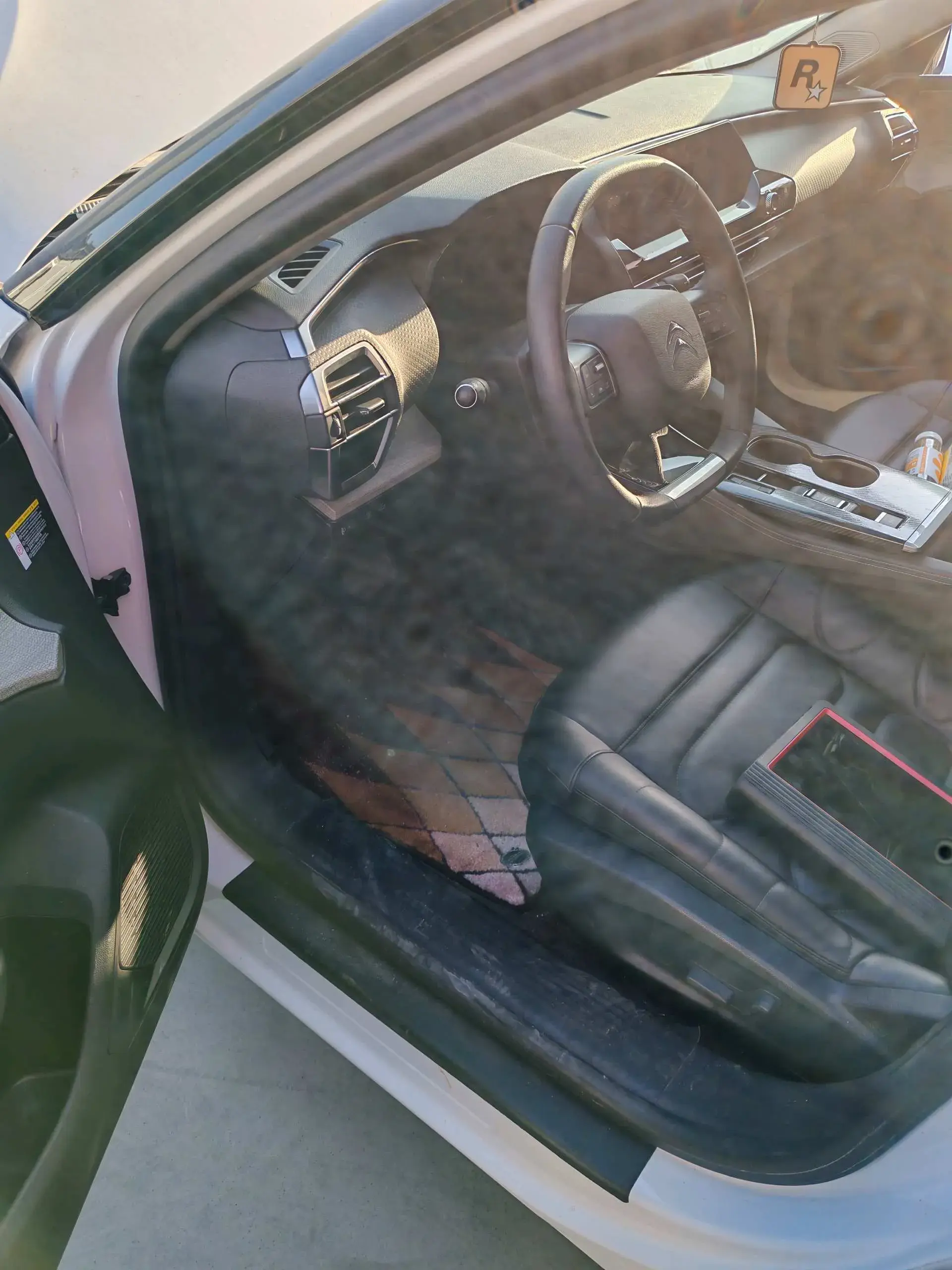 2023 CITROEN C5 thumbnail 4