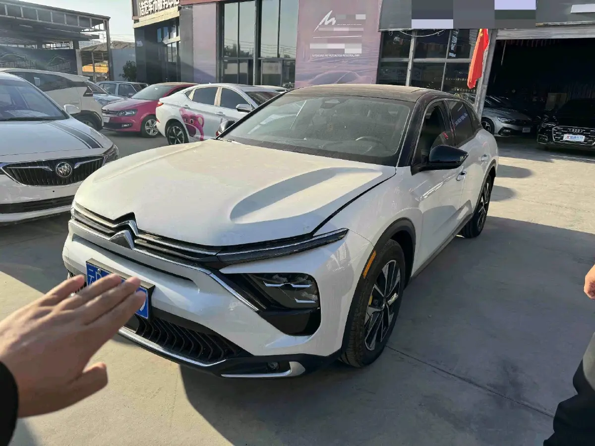 2023 Citroen C5 X 1.6T 175HP L4 8AT