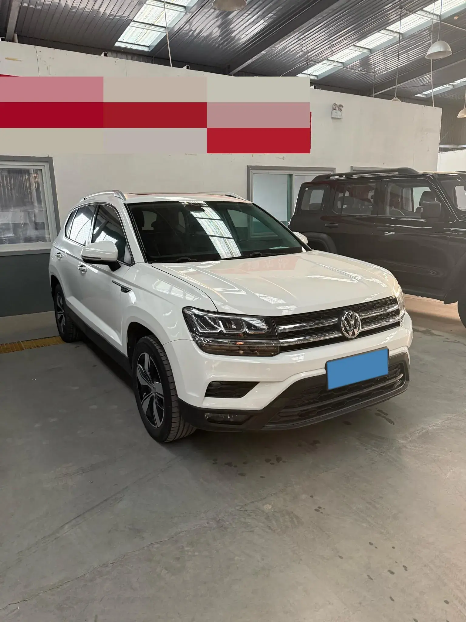 2019 VOLKSWAGEN THARU thumbnail 3