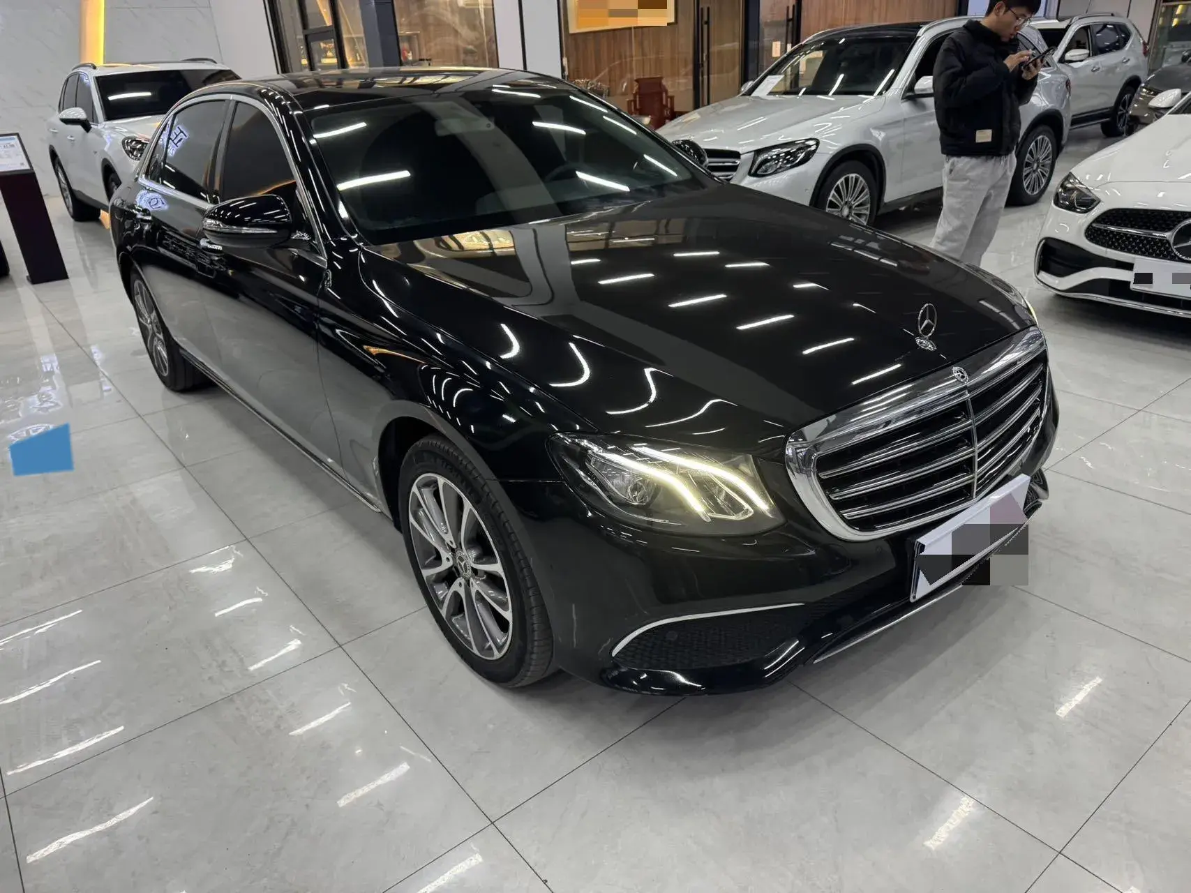 2020 MERCEDES-BENZ E thumbnail 2