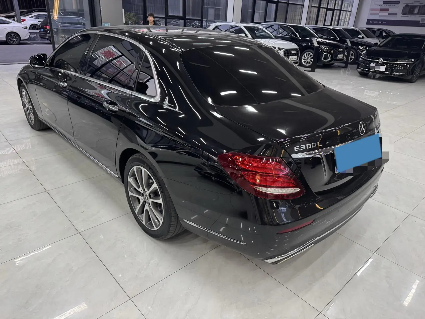 2020 MERCEDES-BENZ E thumbnail 4