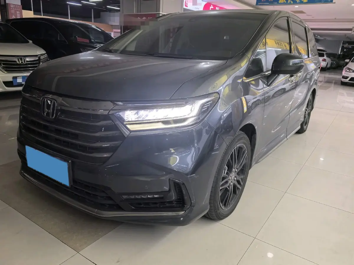 2022 Honda Odyssey 2.0L 146HP L4 E-CVT Hybrid