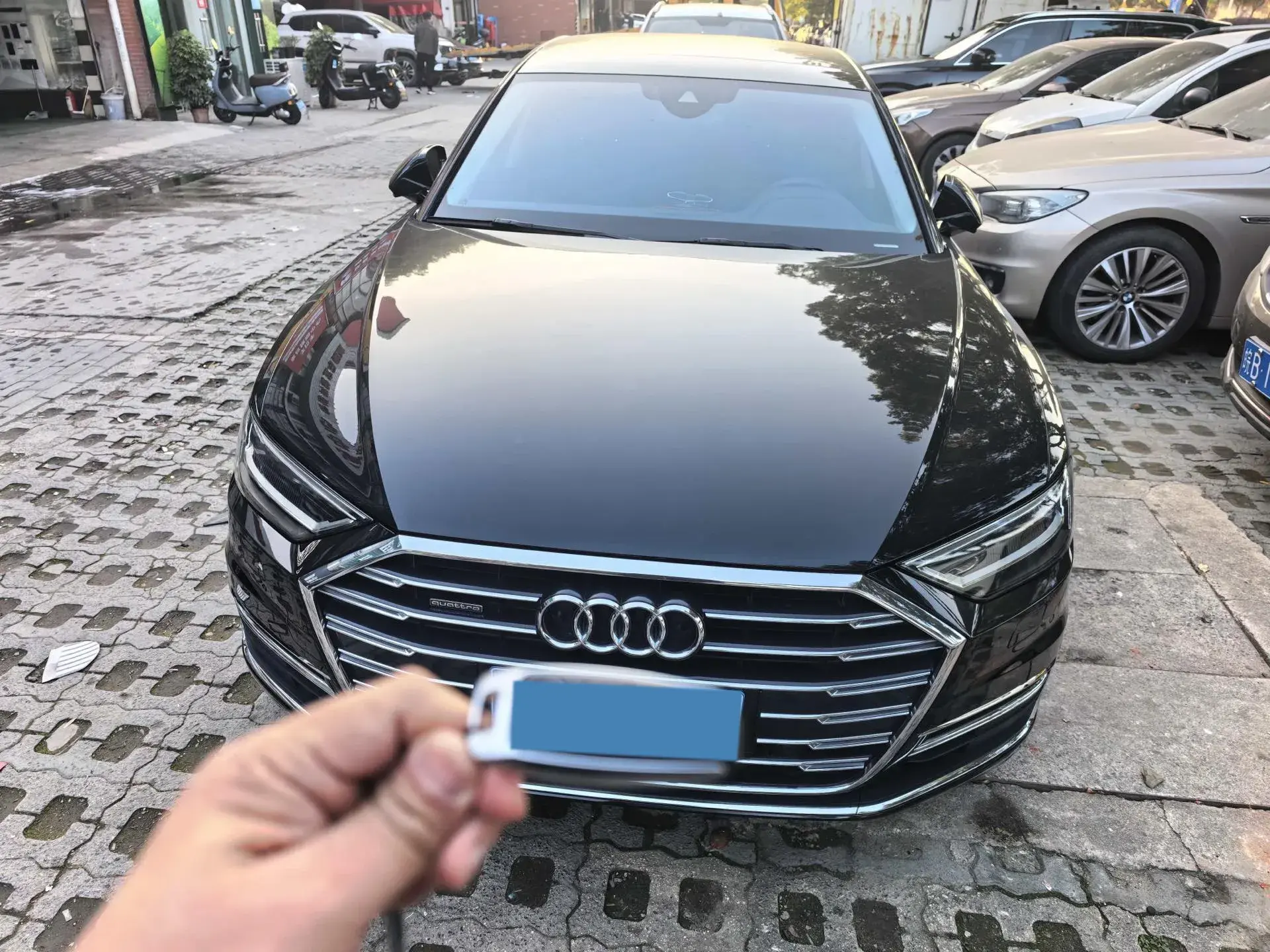 2019 AUDI A8 thumbnail 2