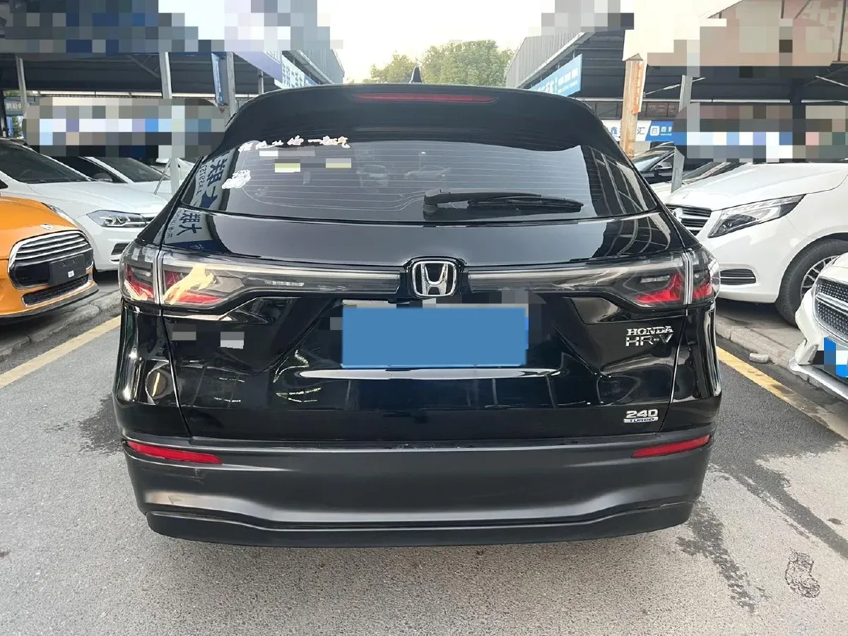 2023 Honda HR-V 1.5T 182HP L4 CVT,autocango,china used car exporter,china ev exporter,chinese used car exporter,chinese used ev exporter