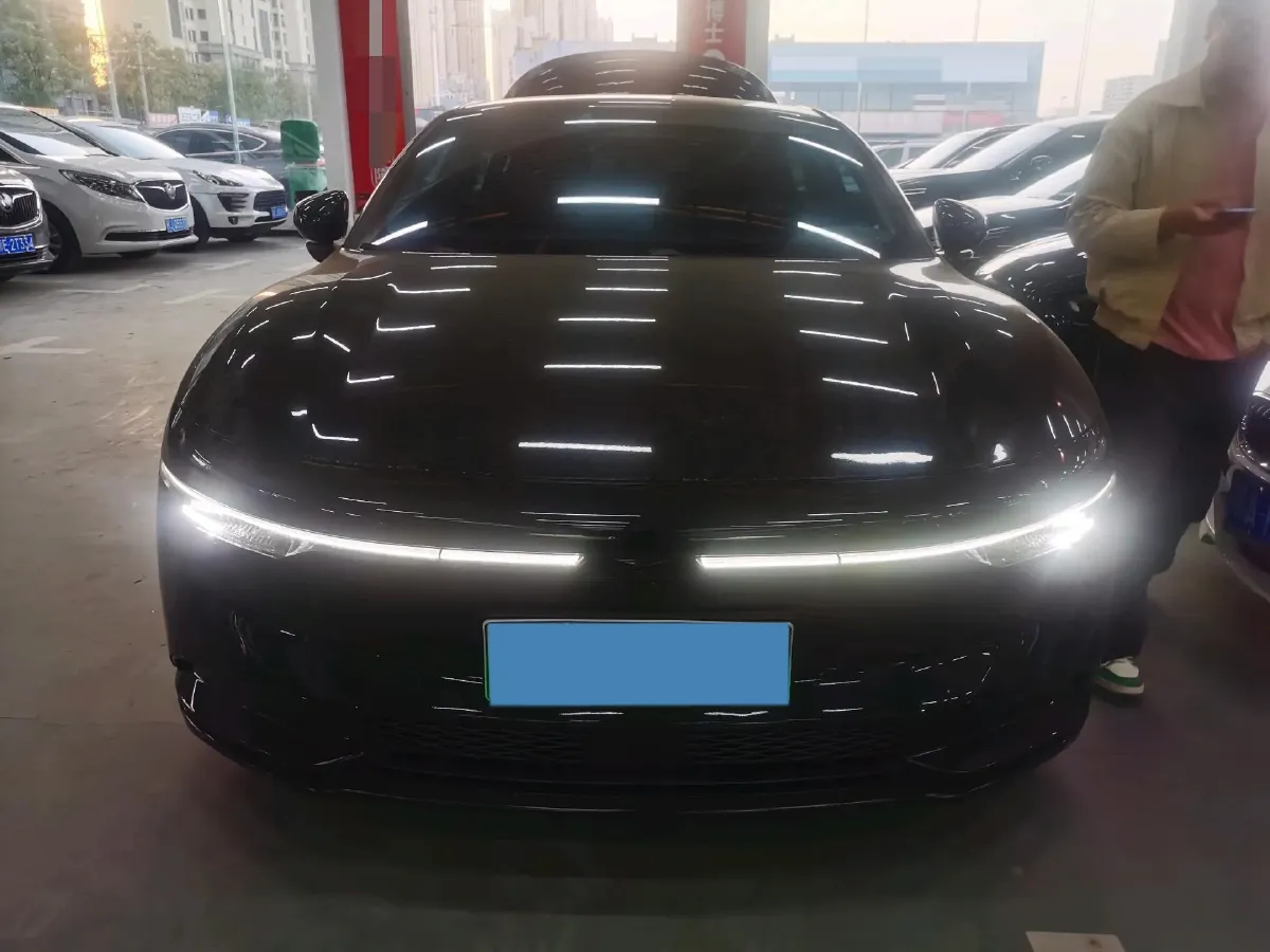 2025 LYNK&CO Z10 BEV 95KWH,autocango,china used car exporter,china ev exporter,chinese used car exporter,chinese used ev exporter