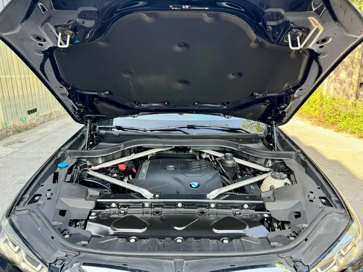 2022 BMW X5 2.0T 245HP L4 8AT,autocango,china used car exporter,china ev exporter,chinese used car exporter,chinese used ev exporter