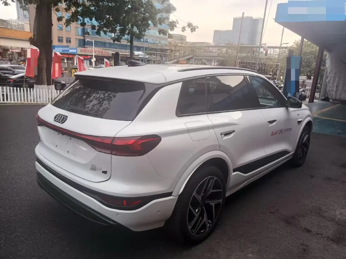 2025 Audi A6L e-tron BEV,autocango,china used car exporter,china ev exporter,chinese used car exporter,chinese used ev exporter