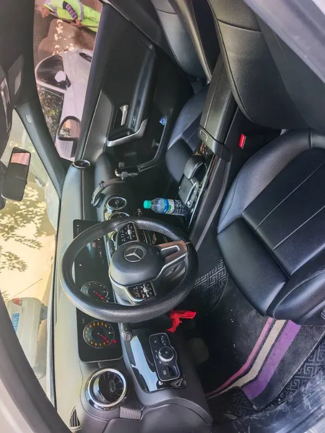 2021 Mercedes-Benz A Class 1.3T 136HP L4 7DCT,autocango,china used car exporter,china ev exporter,chinese used car exporter,chinese used ev exporter