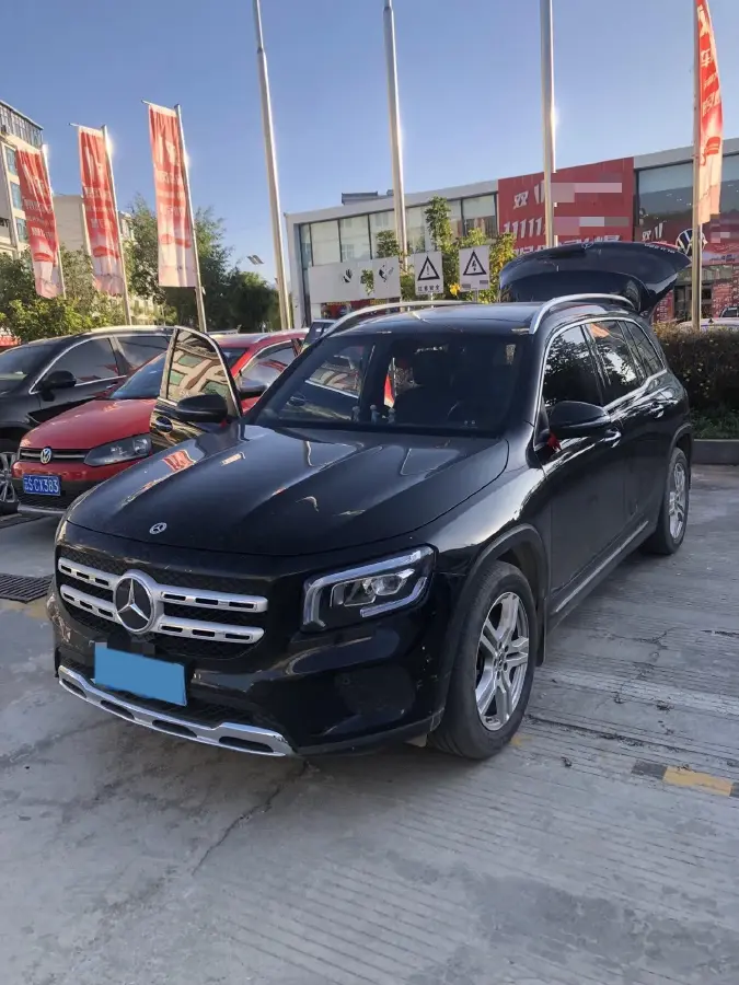 2023 Mercedes-Benz GLB Class 2.0T 190HP L4 8DCT