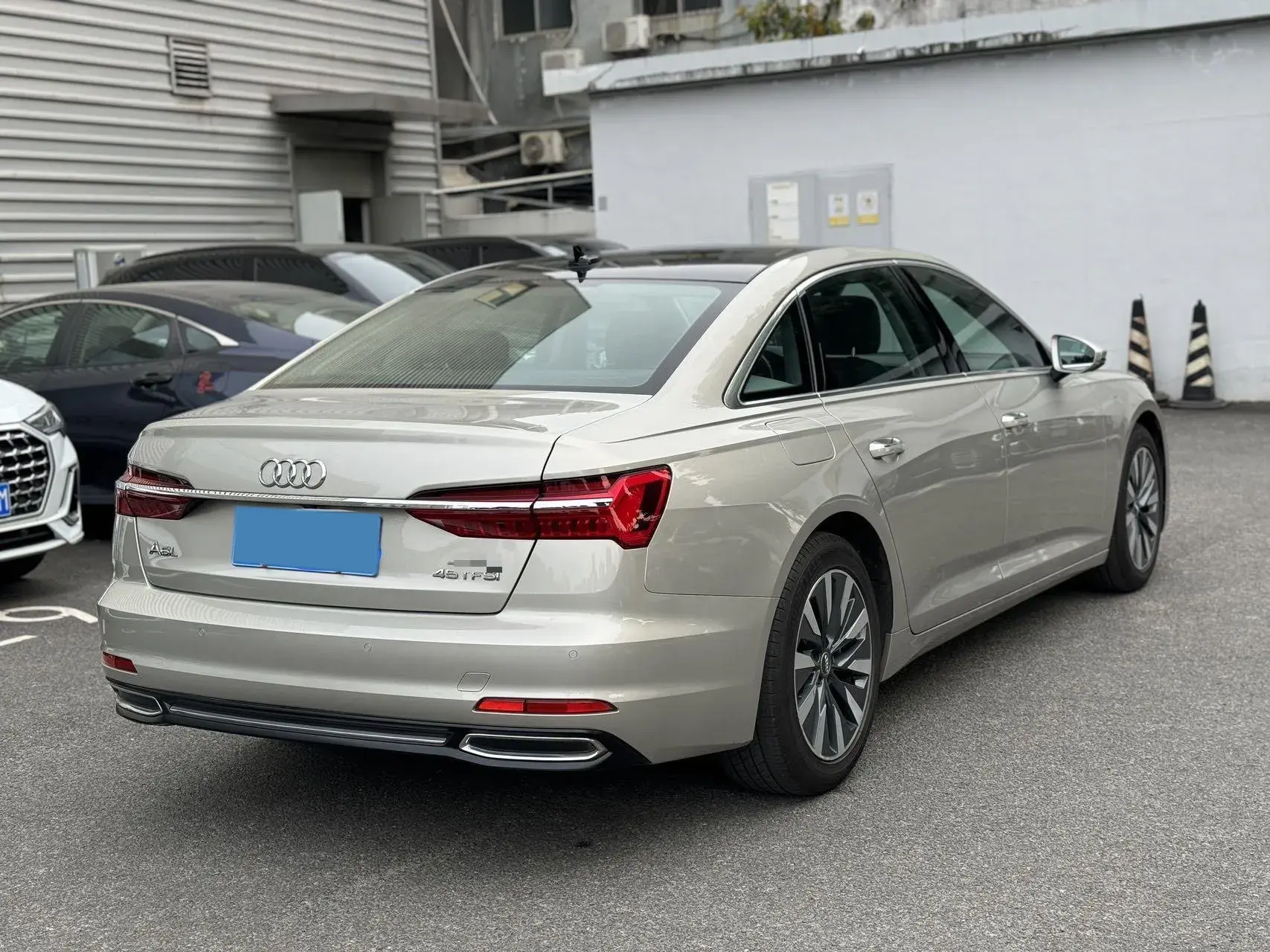 2019 AUDI A6L thumbnail 3