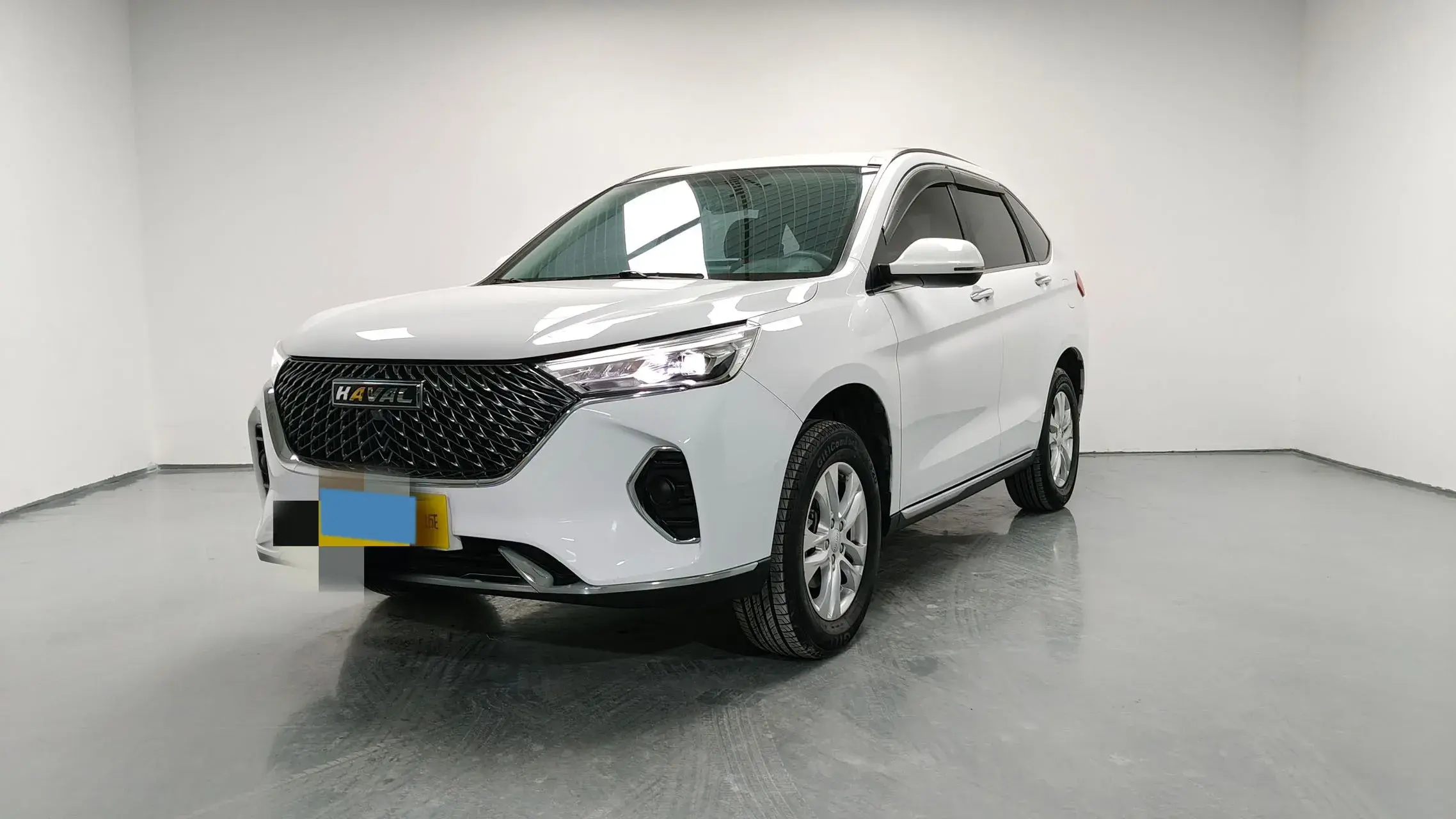 2021 HAVAL M6 view 1