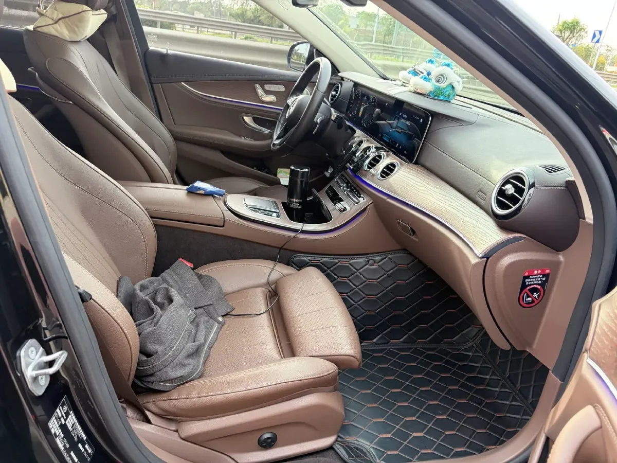 2022 Mercedes-Benz E Class 2.0T 258HP L4 9AT,autocango,china used car exporter,china ev exporter,chinese used car exporter,chinese used ev exporter