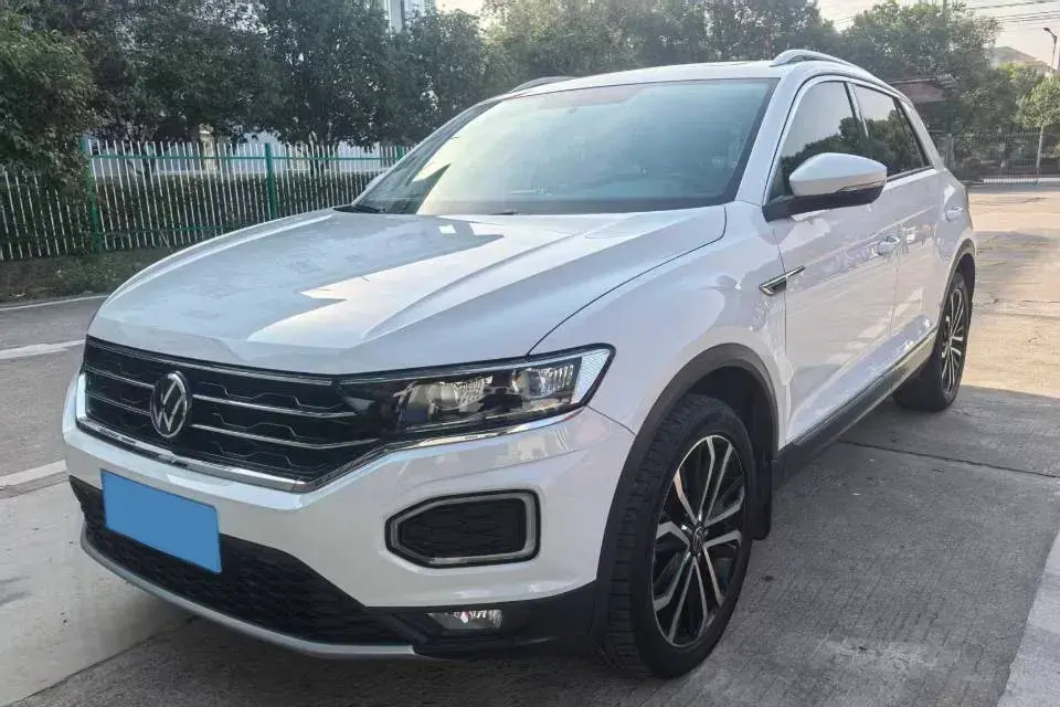 2021 Volkswagen T-Roc 1.4T 150HP L4 7DCT