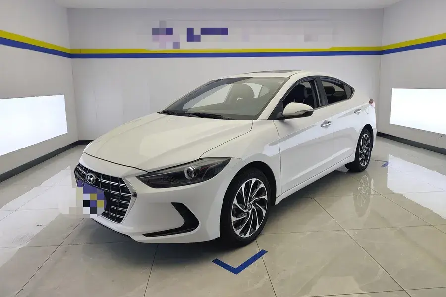 2020 HYUNDAI ELANTRA view 1