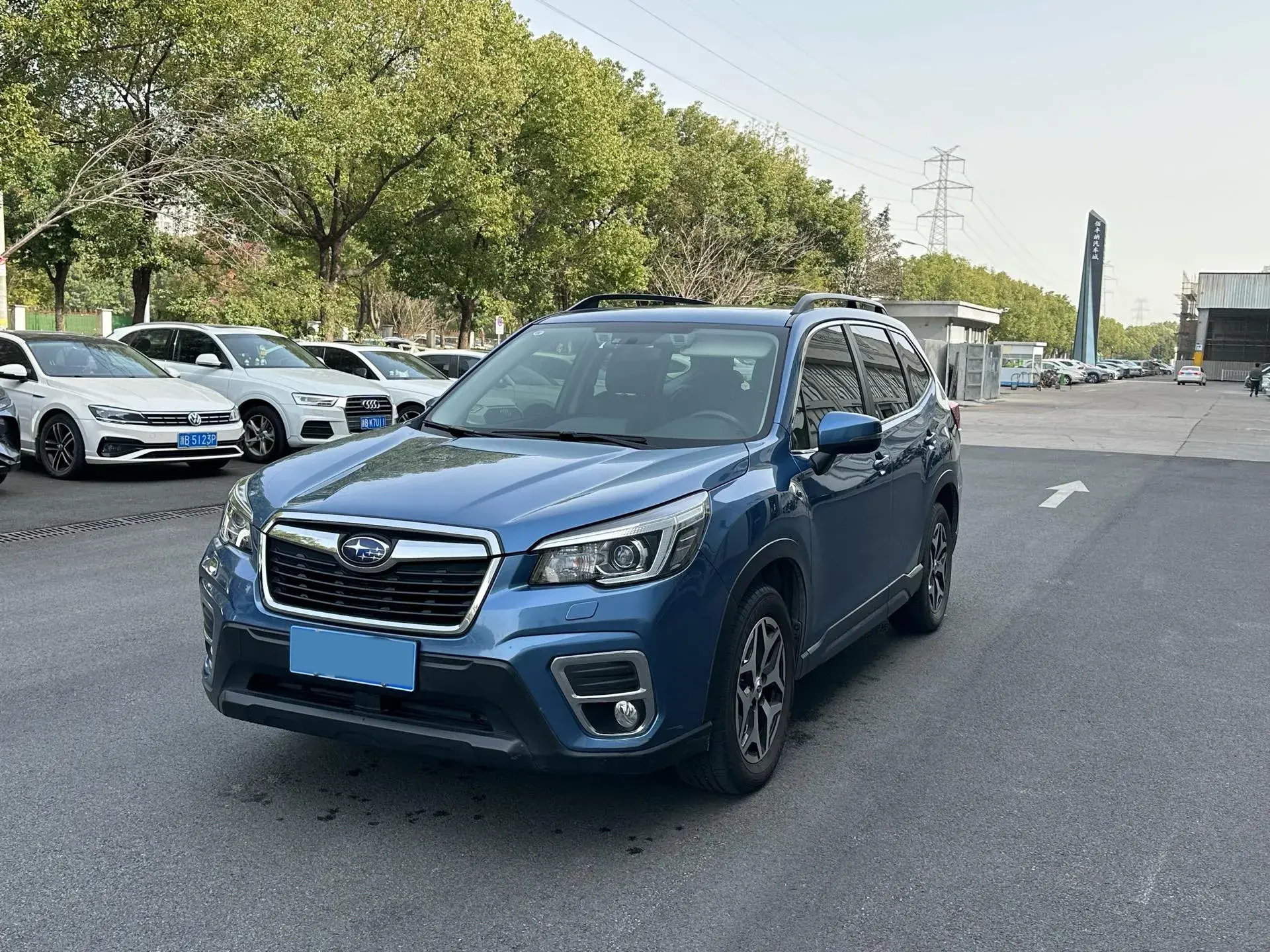 2021 SUBARU FORESTER view 1
